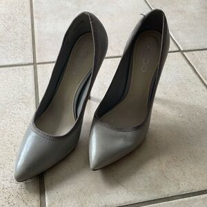 Aldo -worn a few times! Size 36